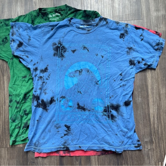 Harry Potter Wizarding World: Tie-Dye Tees Bundle- Red, Green, Blue - Picture 9 of 9
